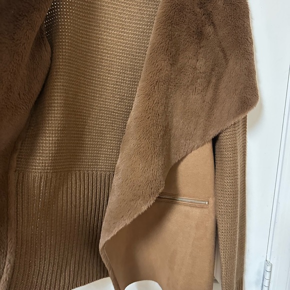 Twelfth Street by Cynthia Vincent Tan Faux Fur jacket - Picture 5 of 6